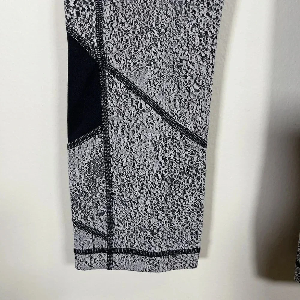 Lululemon Pace Rival Crop Luxtreme Leggings